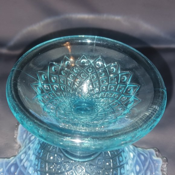 Vintage Fenton Diamond Lace Blue Opalescent Ruffle Top Pedestal Bowl - Picture 6 of 7